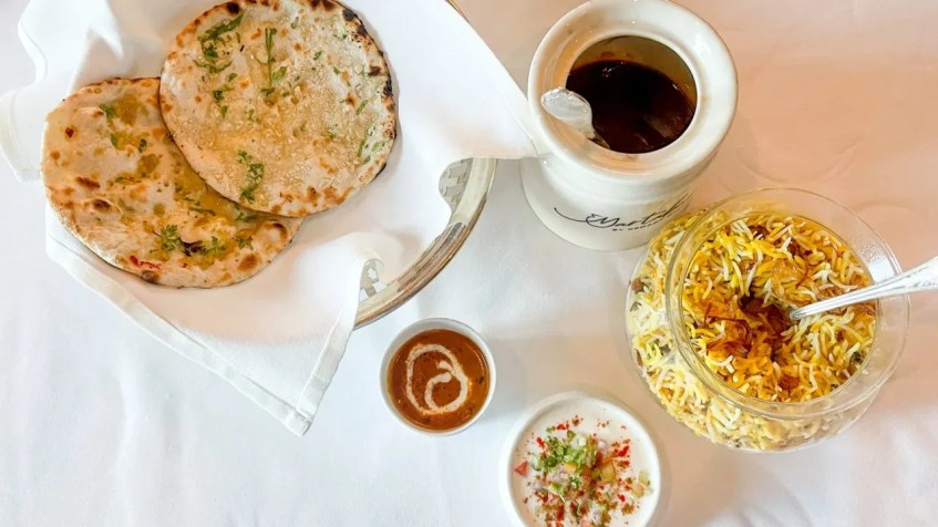 Um dos pratos de assinatura de Martabaan é biryani / Chris Dwyer/CNN