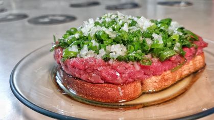 Carne de onça do Bar do Martelo, em Curitiba