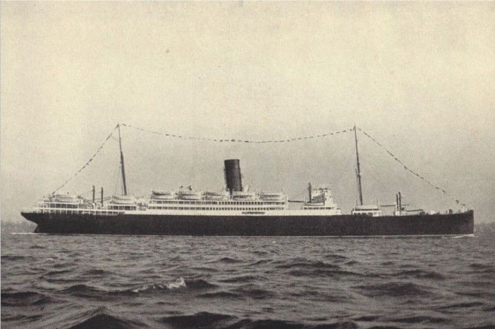 Há 100 anos, em 1923, o primeiro navio de cruzeiro, um SS Laconia, a dar a volta ao redor do mundo retornou à cidade de Nova York após completar uma viagem de 130 dias / Cunard