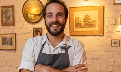Elia Schramm: à frente de uma das casas mais disputadas do Rio, chef lança projeto social