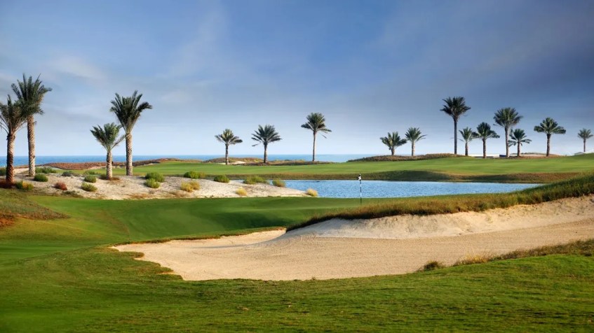 Campo de golfe de Saadiyat Island, em Abu Dhabi, nos Emirados Árabes Unidos / Departamento de Cultura e Turismo de Abu Dhabi