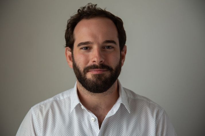 Dany Simon é sócio do badalado Cora, consultor financeiro e um alucinado por bons cafés / Divulgação
