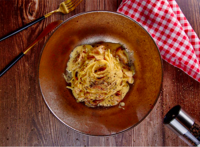 Spaghetti alla Carbonara do badalado Moma / Rodolfo Regini
