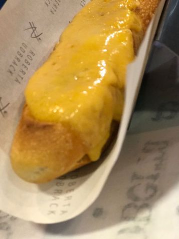 Clássico sanduíche da chef, o Sudgog foi inspirado em seu início e faz parte do cardápio também do novo 'Da Roberta' / Divulgação