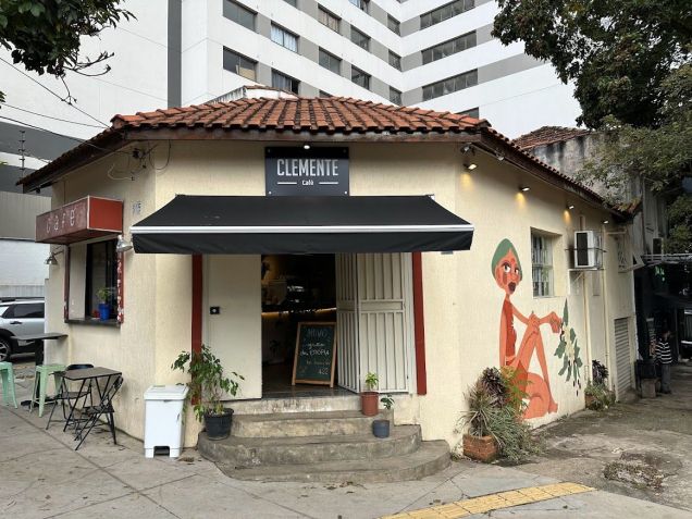 Fachada da Clemente Café, na Vila Mariana / Dany S.