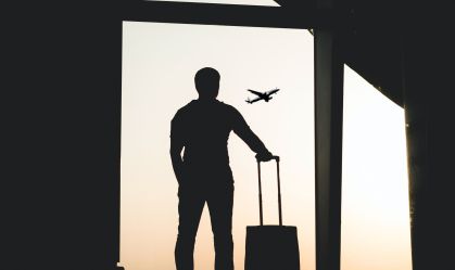 Número de passageiros afetados por voos cancelados cresce no verão e supera níveis pré-pandêmicos