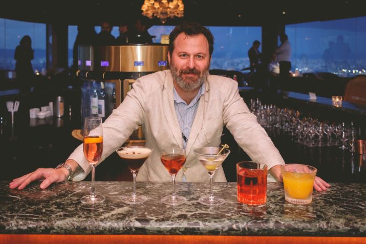 Alê D’Agostino assume o Bar do Terraço Itália / Gustavo Steffens