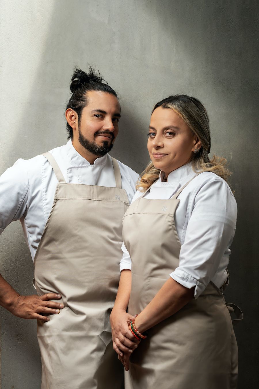 Alejandro e Pia cozinham ao lado dos chefs Luiz Filipe Souza e Bianca Mirabili do Evvai  / Soledad Rosales