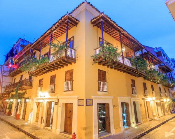 Construção do XVII no centro histórico de Cartagena abriga o hotel boutique 'Casa Del Coliseo' / Site oficial