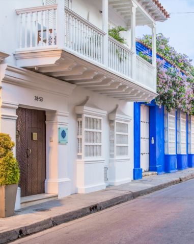 Fachada da Casa La Cartujita, no bairro San Diego, em Cartagena / Reprodução Facebook