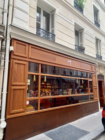 Fachada da unidade da Dengo em Paris / Divulgação