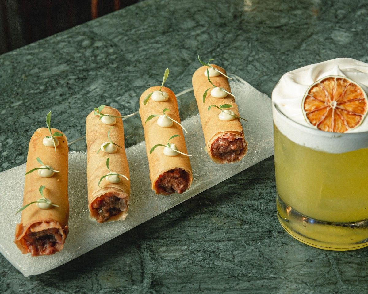Steak Tartare Spring Roll / Rafael Mollica