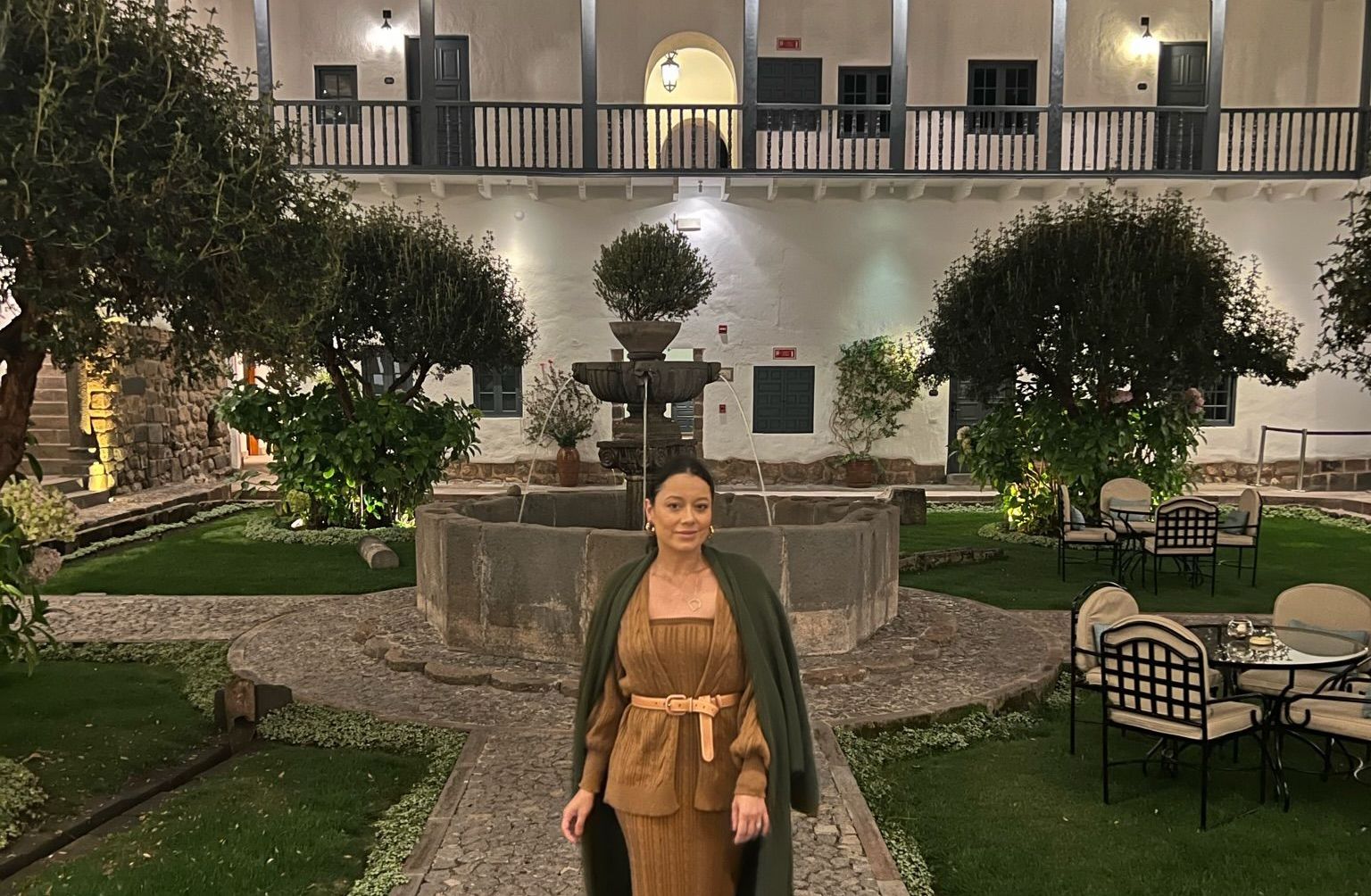 daniela filomeno belmond ]palacio nazarenas