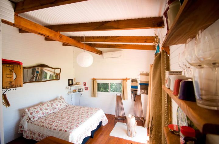 Cabanas integradas à natureza têm decoração campestre / Divulgação