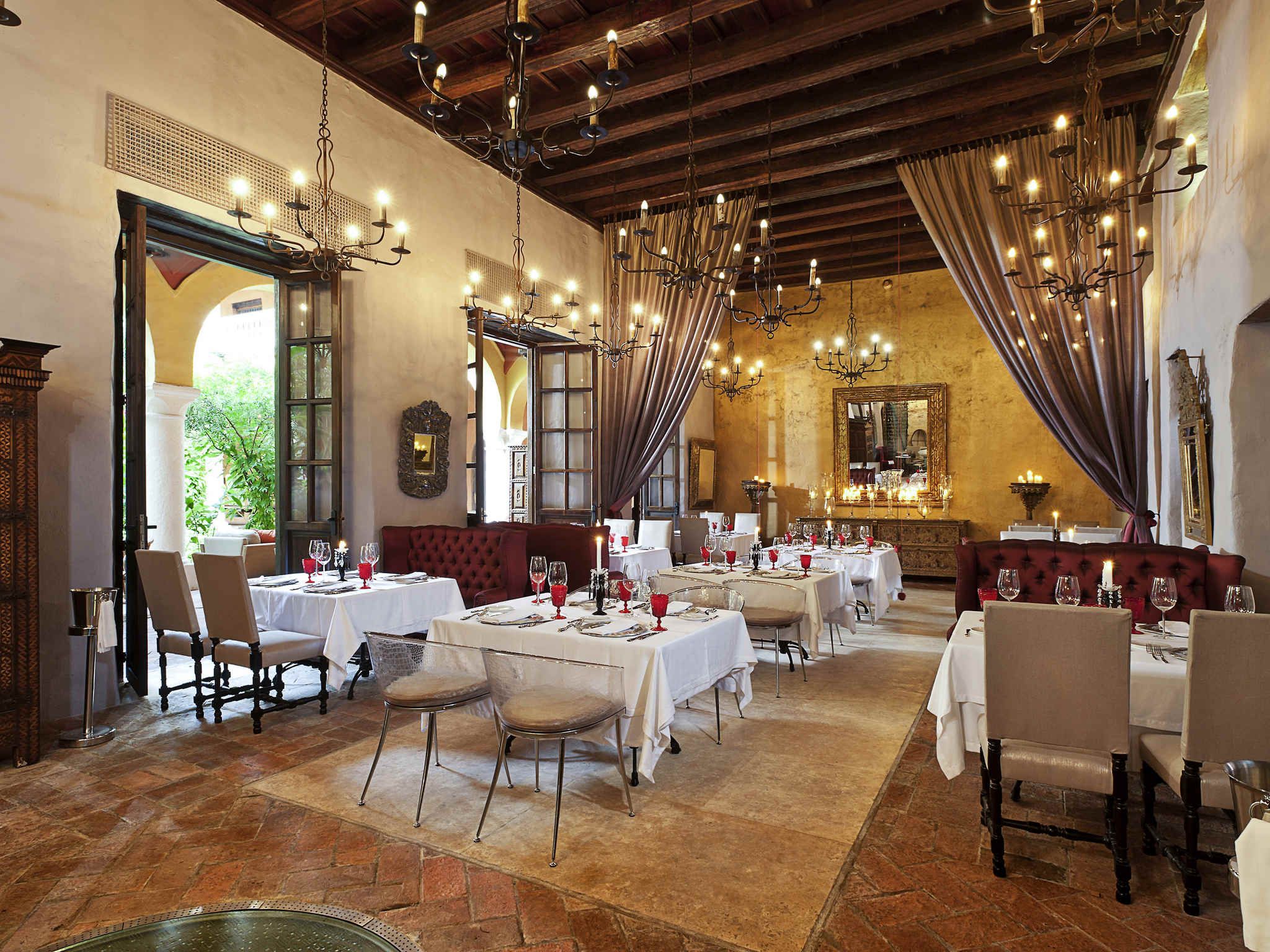 Restaurante francês, 1621 fica no luxuoso Hotel Santa Clara, em Cartagena / Chris Kewish