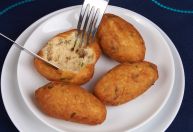 Mais confortável depois de reforma, A Marisqueira encanta com nostálgicas receitas da cozinha luso-carioca