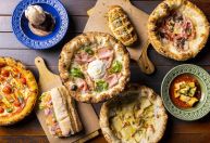 A Pizza da Mooca celebra 12 anos com menu que relembra grandes sucessos dessa trajetória