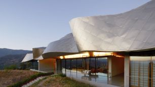 Conheça o vinhedo chileno eleito o melhor do mundo em 2025