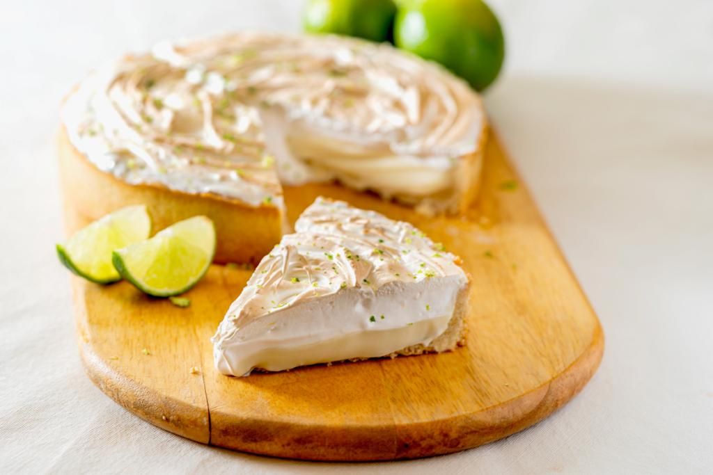 Torta de limão no estilo brasileiro, com leite condensado no recheio, também faz parte do portfólio da marca / Divulgação