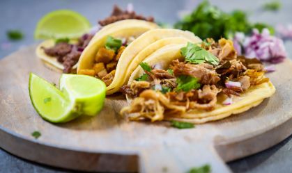 Luana Sabino, do premiado Metzi, ensina 3 receitas para um jantar mexicano em casa