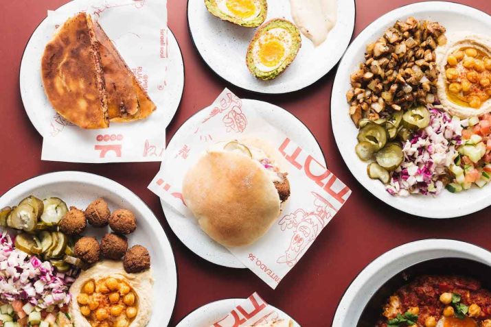 Pinati é um dos locais gastronômicos recomendados pelo Guia Turístico Judaico em SP  • Nani Rodrigues e Marcos Londero