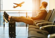 De dentaduras a muletas: os itens curiosos e mais perdidos em aeroportos