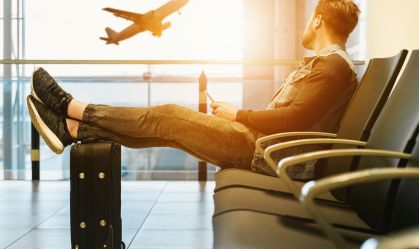 De dentaduras a muletas: os itens curiosos e mais perdidos em aeroportos