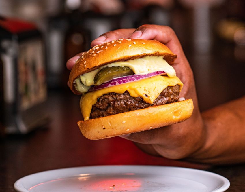 Cheeseburguer Joint, da Z Deli, em São Paulo • Amanda Francelino
