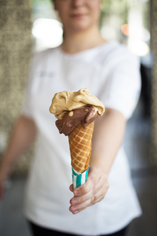 Márcia Garbin, da Gelato Boutique, que abriu em São Paulo em 2015 e busca reunir em seus gelatos tudo o que aprendeu sobre o tema na Europa / Divulgação