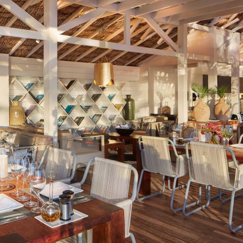 Restaurante do hotel Chili Beach, o Rico, de influência mediterrânea / Reprodução/Instagram