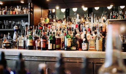 O que os especialistas em bebidas trazem na mala quando viajam pelo mundo?