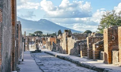 Pompeia limita número de visitantes para controlar turismo de massa
