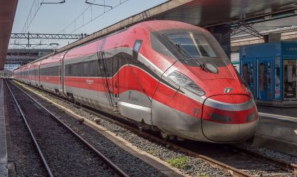 Itália inaugura trem direto de alta velocidade entre Roma e Pompeia