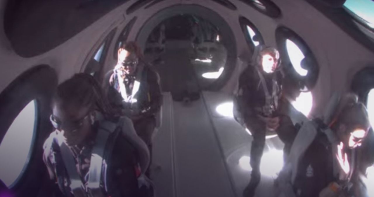 Os passageiros dentro do VSS Unity durante o voo / Virgin Atlantic