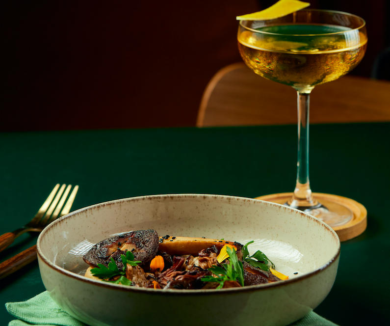 Ragu de Cogumelos com Vermuth Cocktail do Carrasco / Rodolfo Regini