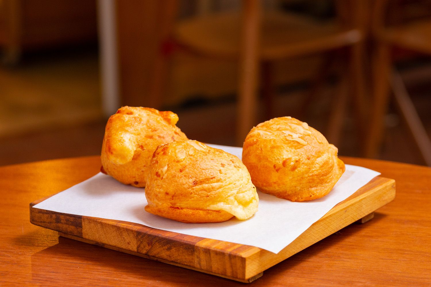Tu Es Pão oferece pão de queijo tradicional e recheados / Raul da Motacontato