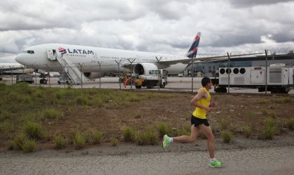 Aeroportos se transformam em pistas de corrida com competições esportivas pelo Brasil