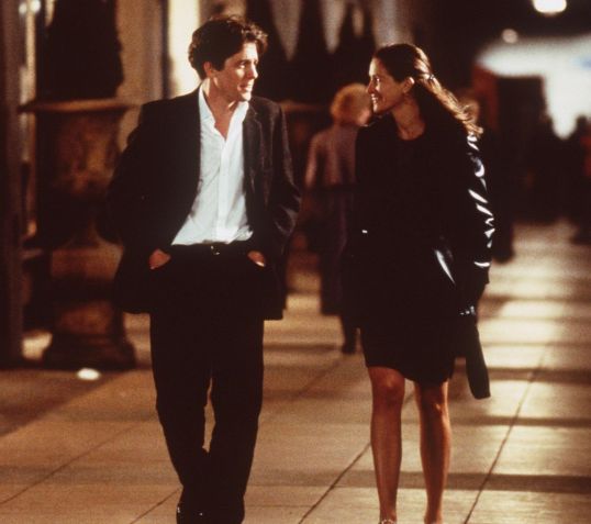 1999, Julia Roberts e Hugh Grant durante as gravações de "Um lugar chamado Notting Hill" / Getty Images