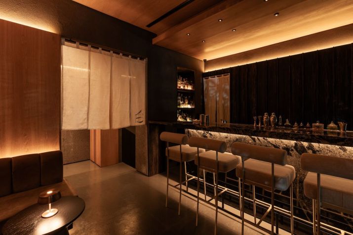 Ambiente do Shiro Bar, em cima do Kuro Restaurante / @kato78