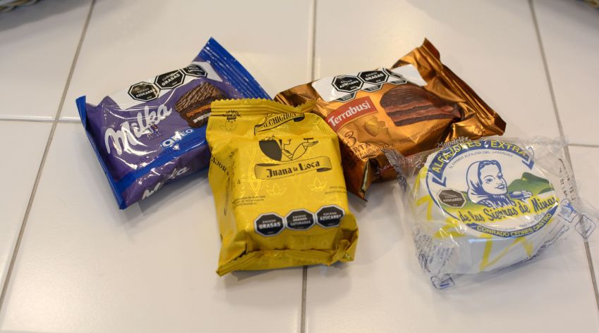 Embalagens dos quatro alfajores provados na degustação às cegas / Giuliana Nogueira