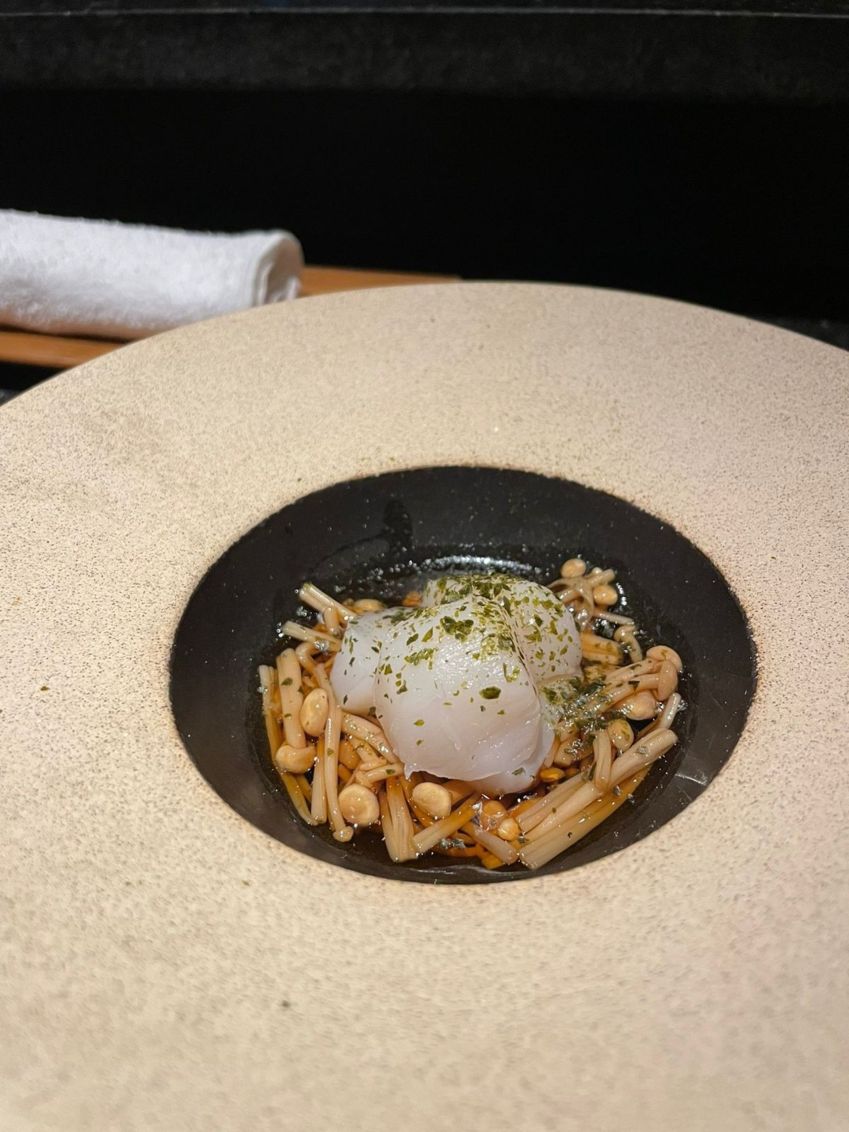 Nametake com Vieira e pó aonori do restaurante Kuro, de São Paulo / Divulgação