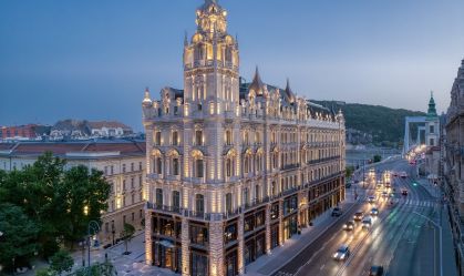 Hotel cinco estrelas fica dentro de um palácio listado pela Unesco