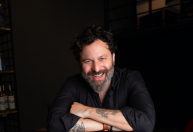 Alê D’Agostino: o nome por trás de balcões badalados, empresário de sucesso e agora apresentador de TV