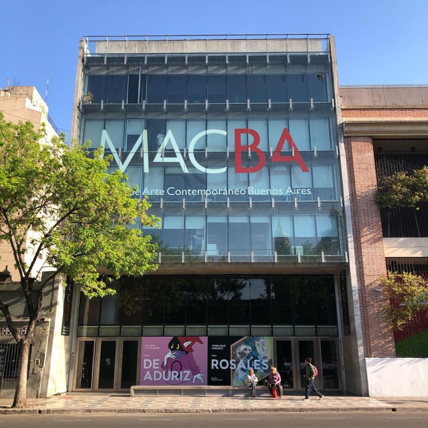Museu de Arte Contemporânea de Buenos Aires dá ênfase na abstração geométrica de diferentes artistas pelo mundo / Reprodução Facebook