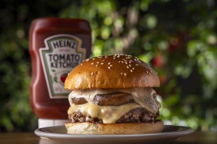 Z Deli Sandwich Shop participa do Burger Fest com o Truffle Burger - Burger, queijo prato, cogumelo porto belo, maionese com funghi e trufas, no pão brioche artesanal