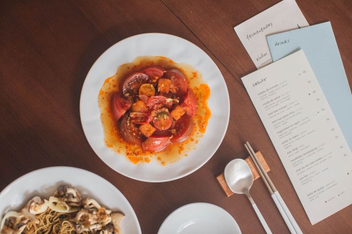 Aiô Restaurante, na Vila Mariana, oferece pratos criativos e lotados de temperos, técnicas e insumos trazidos diretamente de Taiwan • Nani Rodrigues