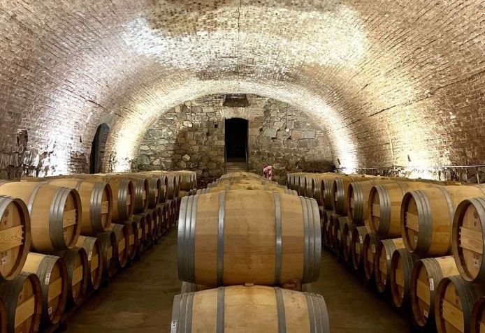 Bodegas Caro vinifica seus vinhos em construção de 1884 perto do centro de Mendoza / Emilie Giraud/Reprodução Instagram