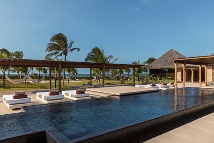 Piscina infinita Casana Hotel