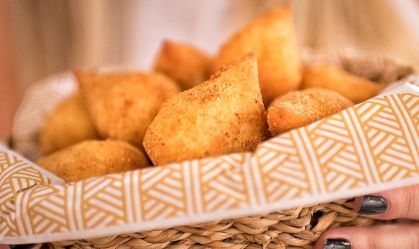 Cinco lugares para comer coxinha em Curitiba