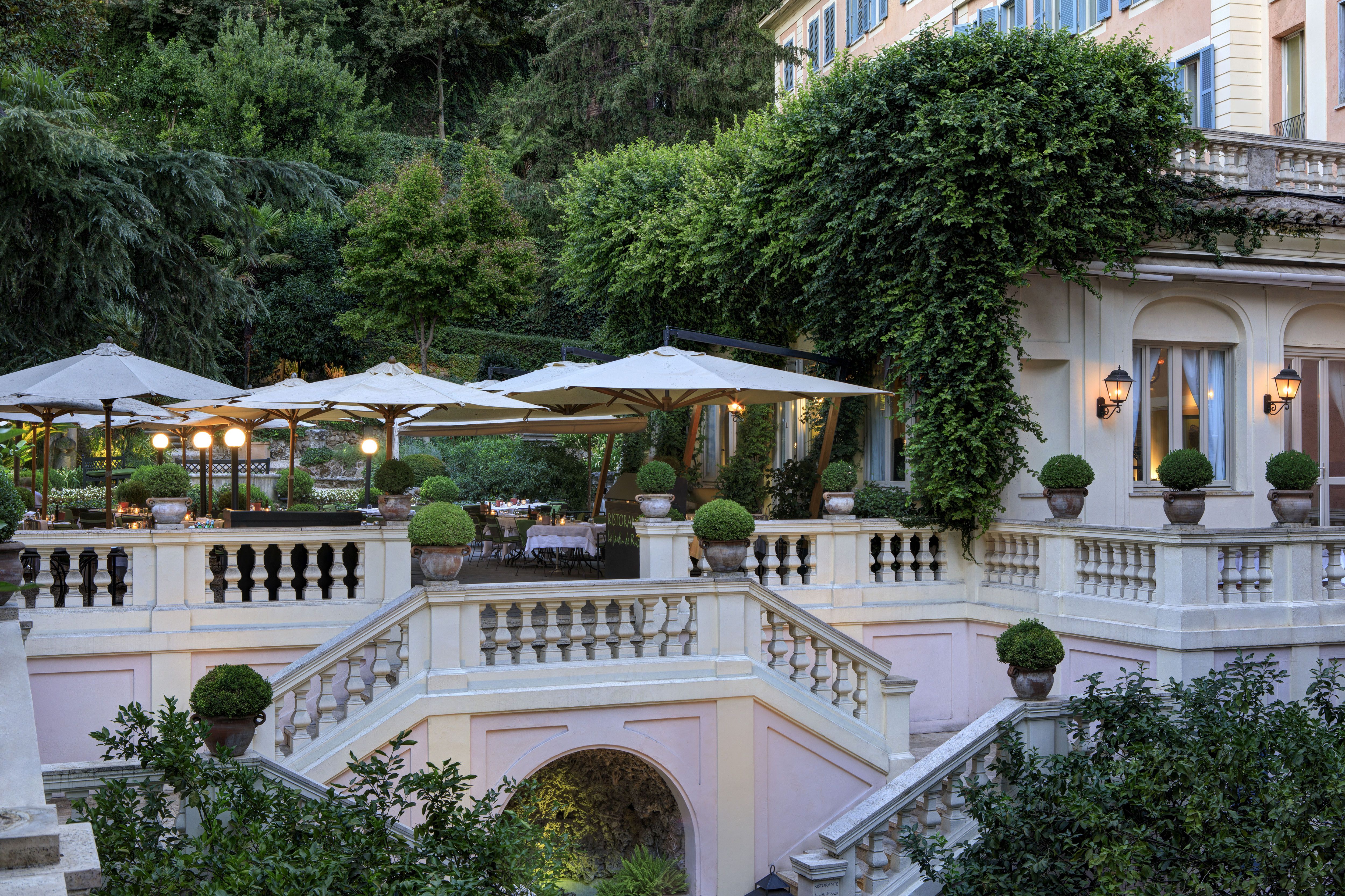 Restaurante Le Jardin de Russie, dentro do Rocco Forte Hotel de Russie, em Roma